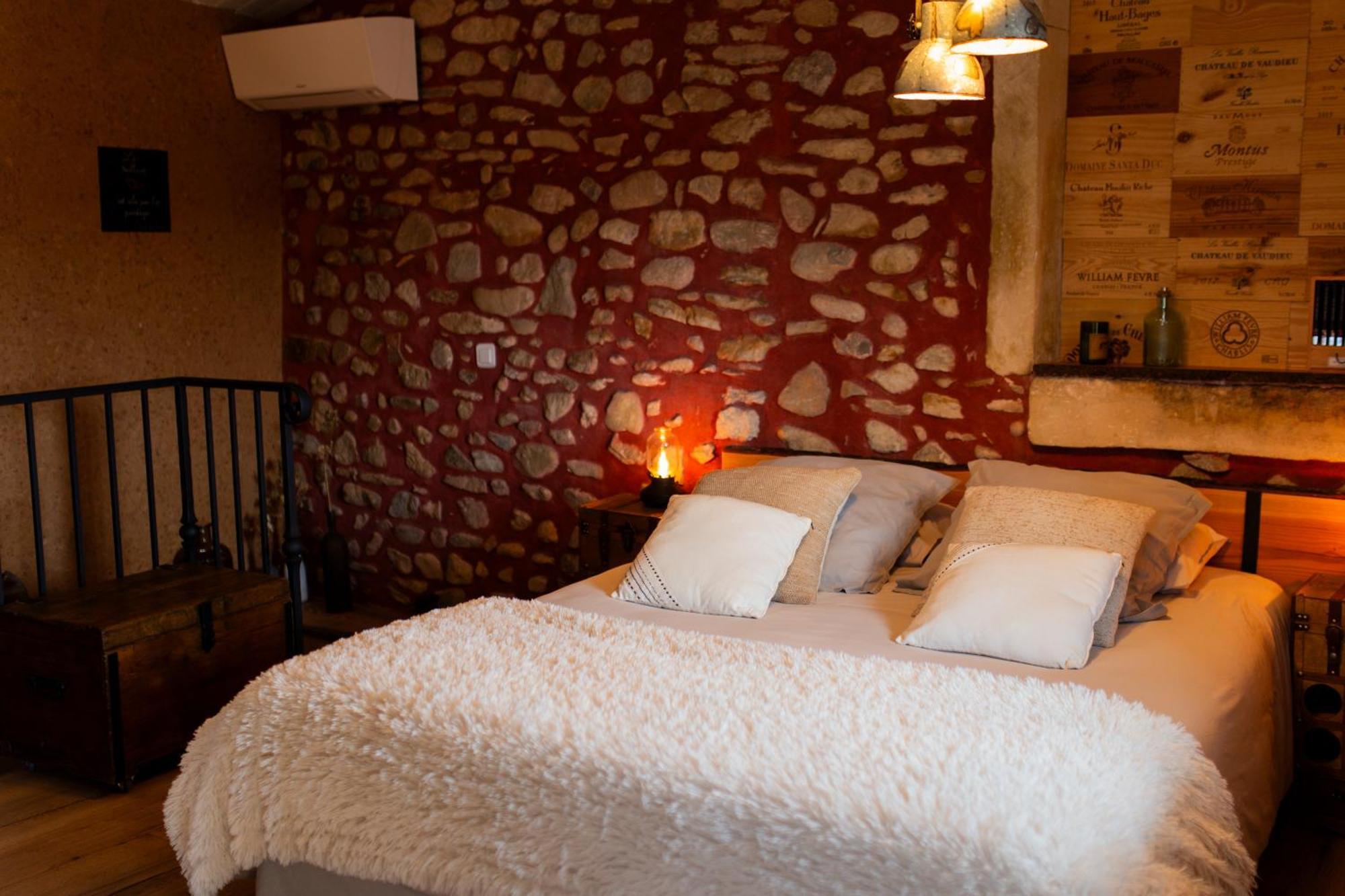 Bed and Breakfast Mas De L'Amme Valréas Exterior foto