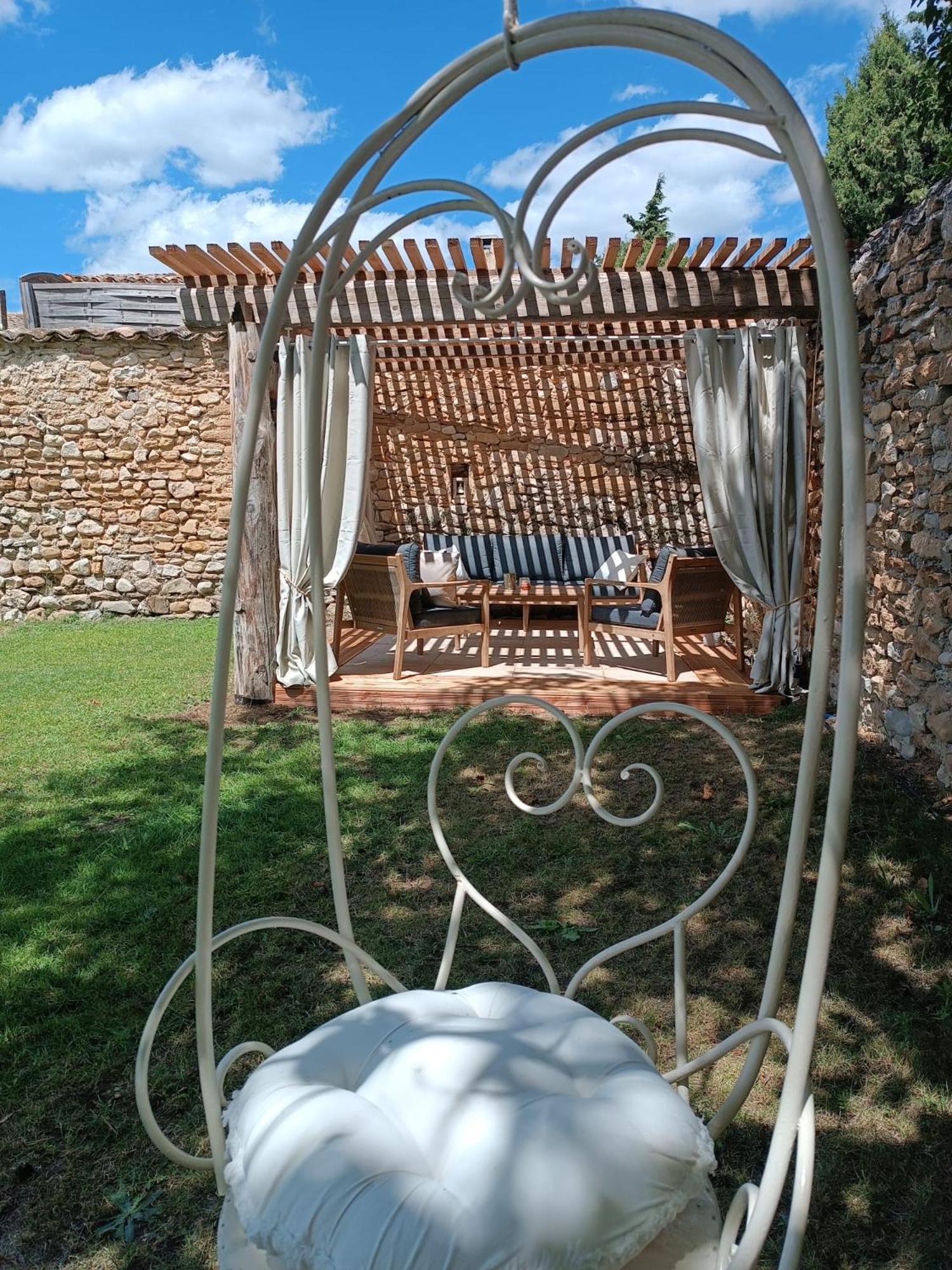 Bed and Breakfast Mas De L'Amme Valréas Exterior foto